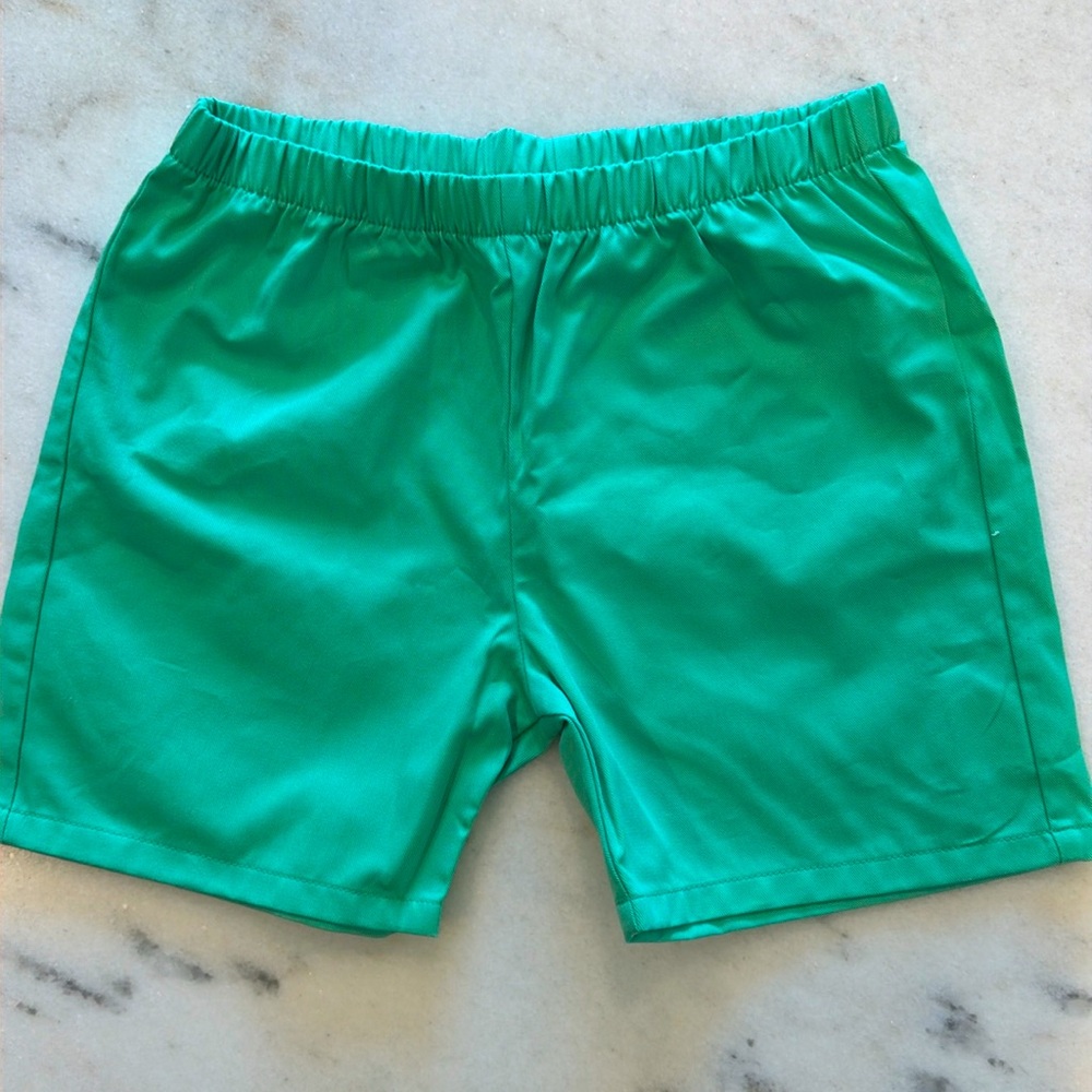 NWOT Little English Boys Basic Twill Shorts